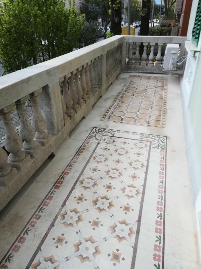 Agli Oleandri Appartamento In Villa Con Con Parcheggio Gorizia Extérieur photo